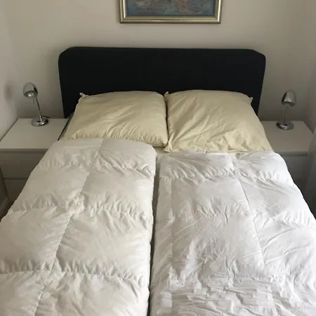 Monteur- Eg Links Apartment